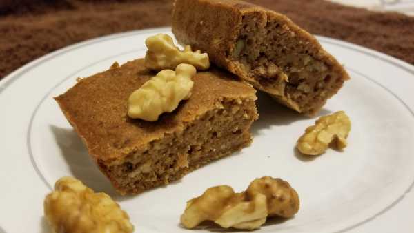 Banana Walnut Cake