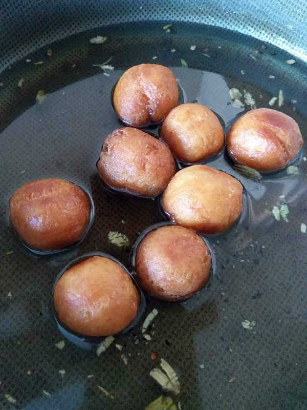 Gulab Jamun